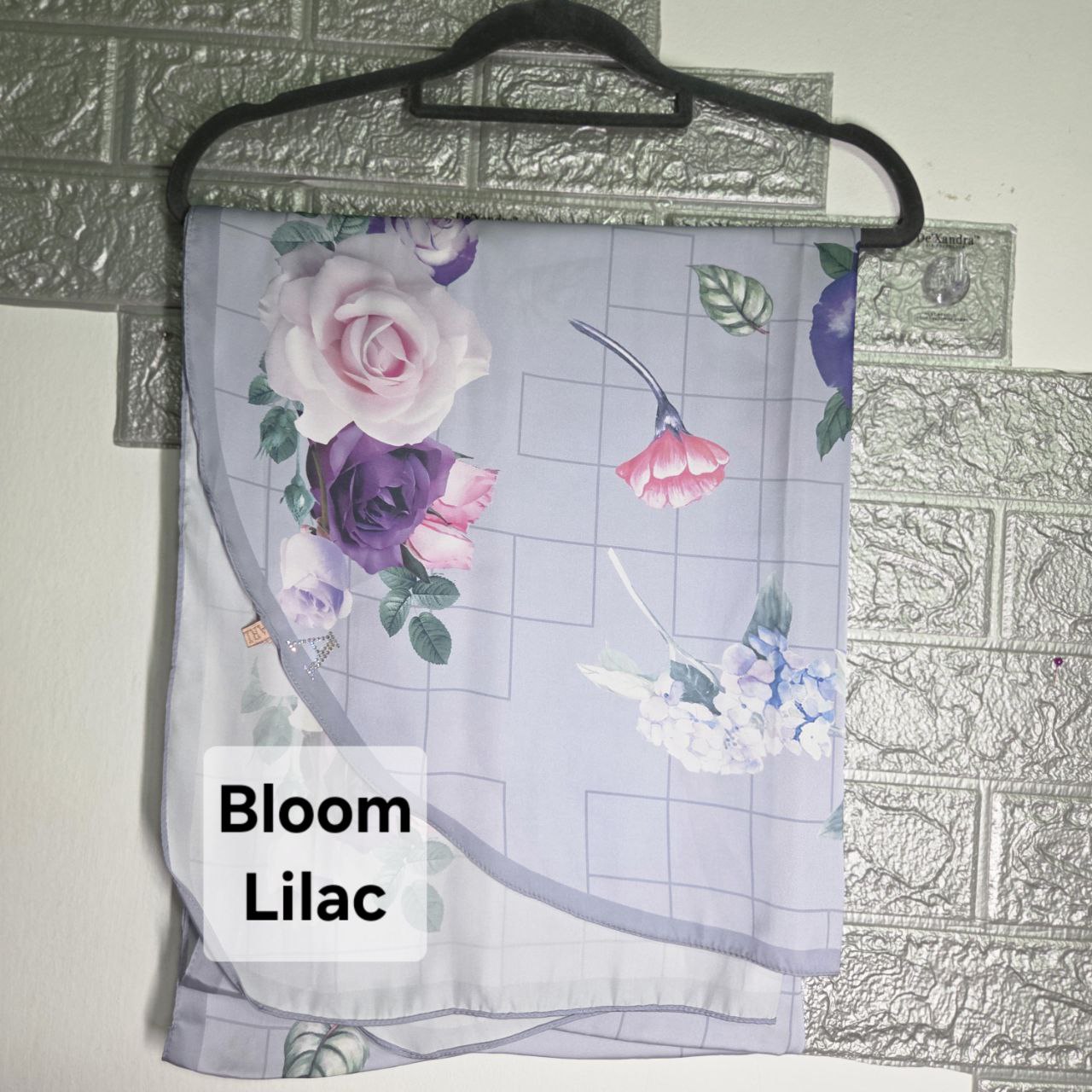 Ariani Printed Long Shawl (Diamond)