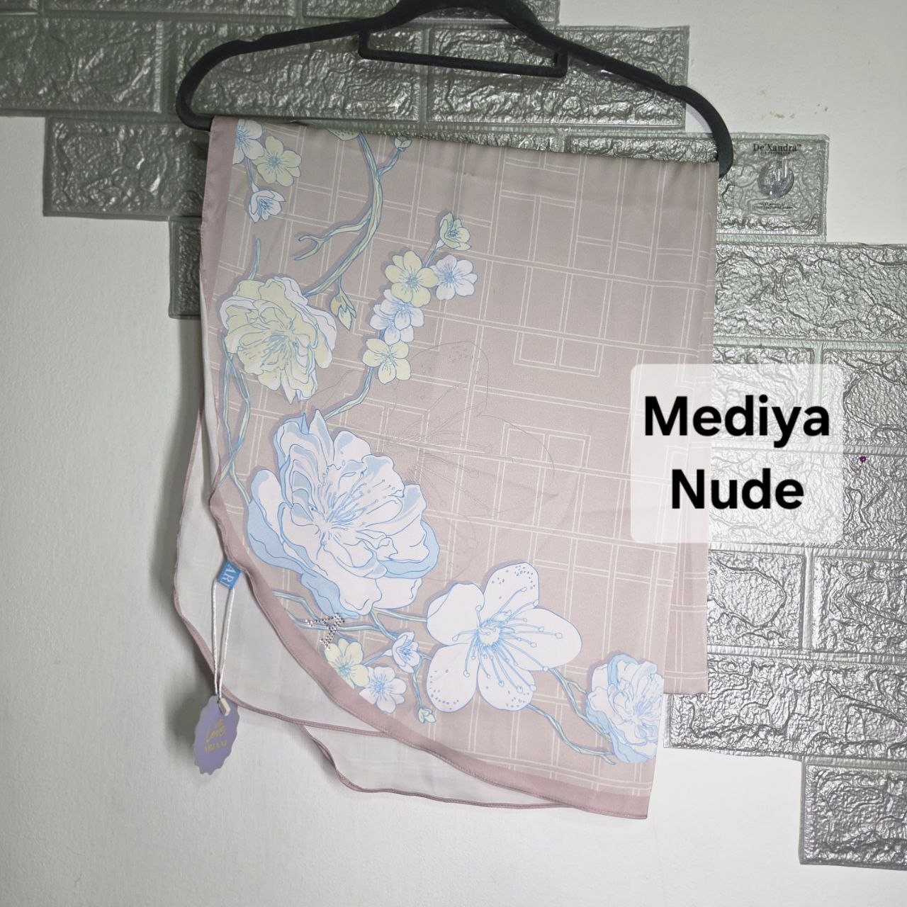 Ariani Printed Long Shawl (Diamond)